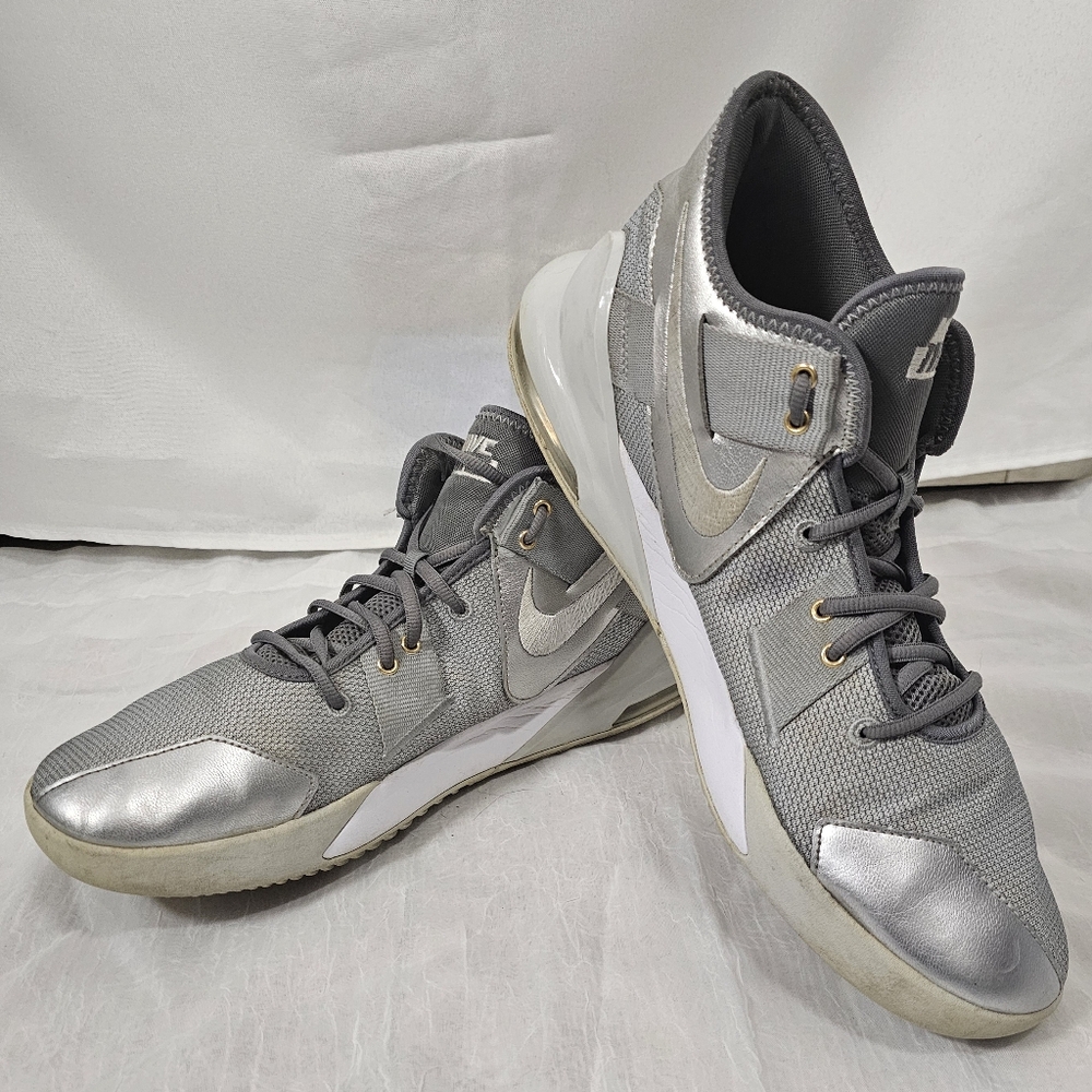 Nike Air Max Infuriate II Low CQ9382-007 | Metallic Silver & Grey | Men’s Size12